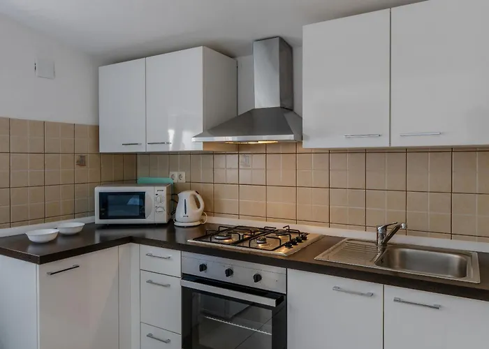 Josipovic Апартаменты Вир