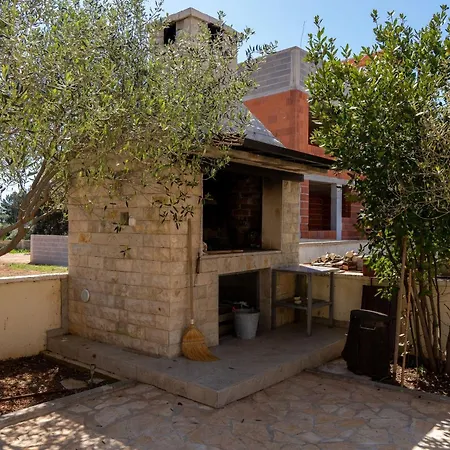 Josipovic Διαμέρισμα Vir